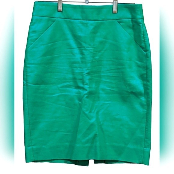 J. Crew Factory Dresses & Skirts - J. Crew Factory Double Serge Cotton "The Pencil Skirt" Size 4 Kelly Green